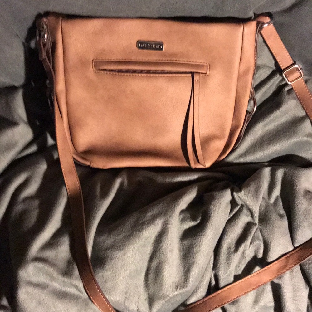 Max studio purse